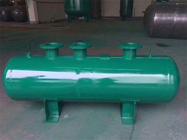 1679991473376569.jpeg 禄丰禄丰禄丰蒸汽分气缸1.jpeg
